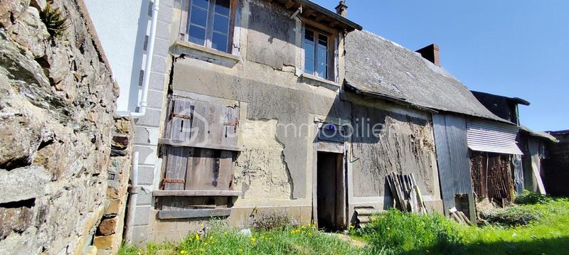 Maison - 260 m² - 12 pièces