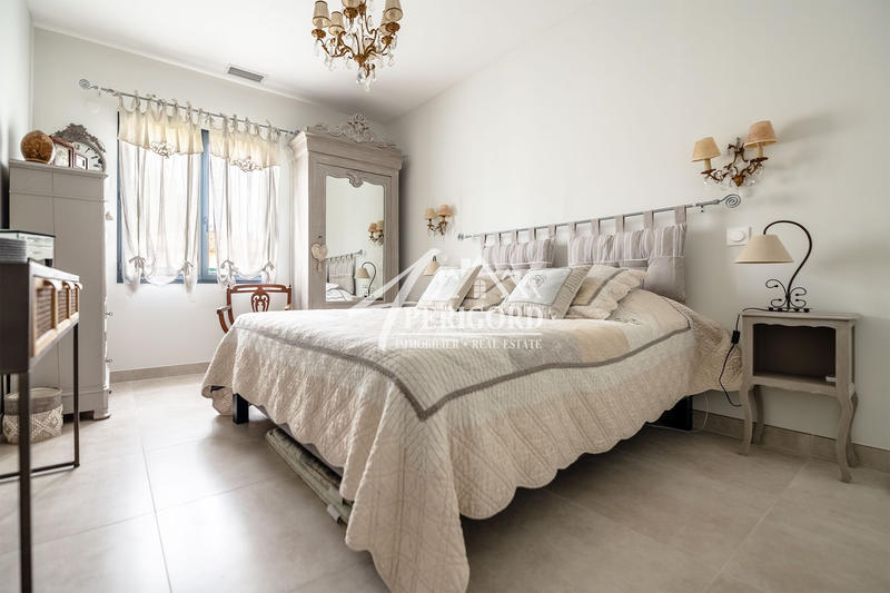 Maison contemporaine - 170 m² - 7 pièces