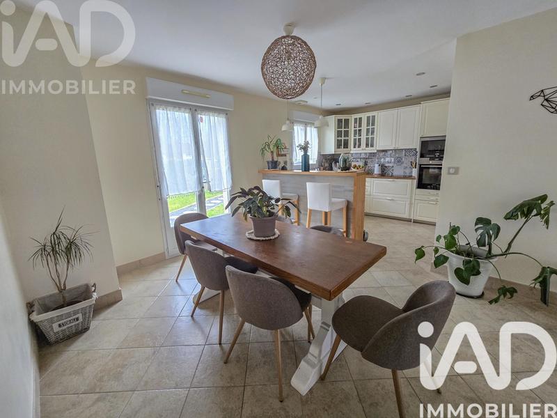 Maison - 100 m² - 5 pièces