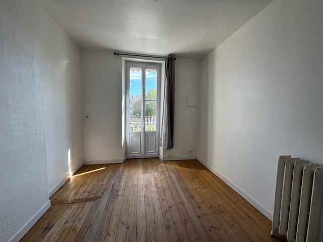 Maison ancienne - 129 m² - 8 pièces