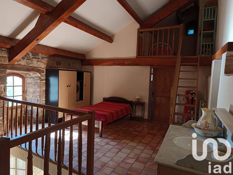 Maison - 230 m² - 9 pièces