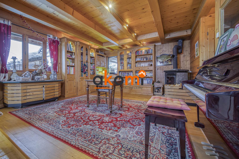 Châlet - 387 m² - 14 pièces