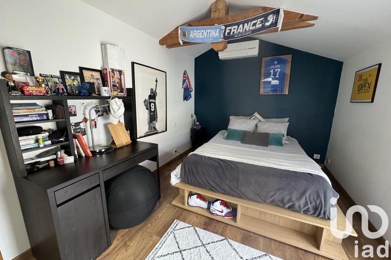 Maison - 238 m² - 6 pièces