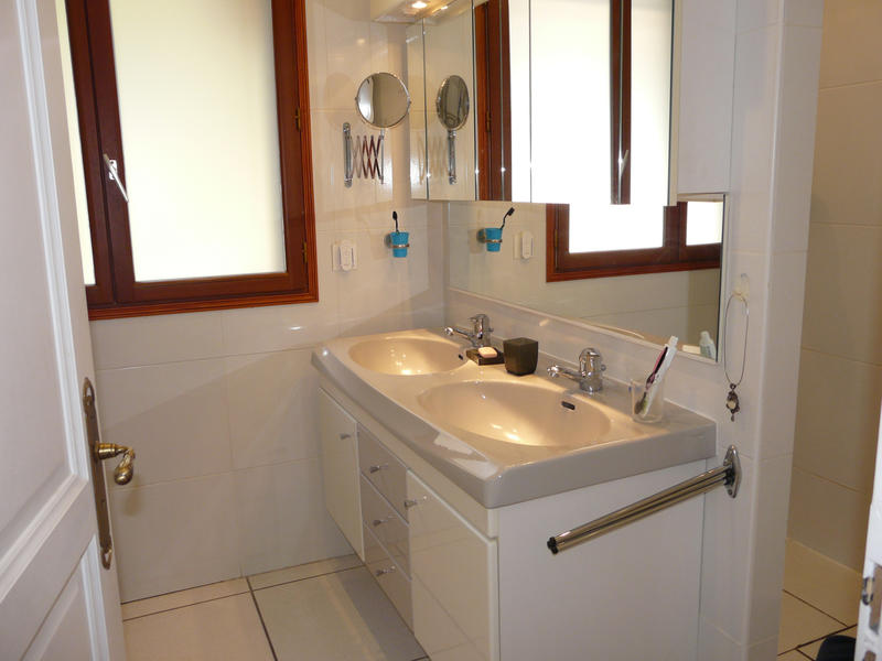 Châlet - 356 m² - 8 pièces