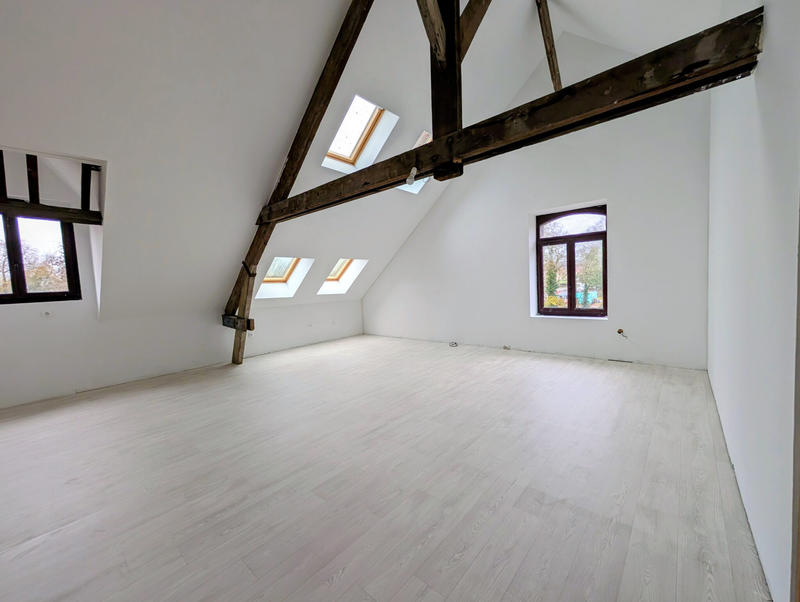 Maison - 300 m² - 11 pièces