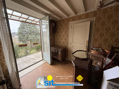 Maison - 99 m² - 6 pièces