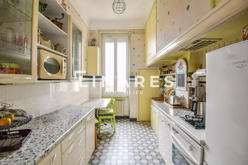 Appartement - 87 m² - 3 pièces