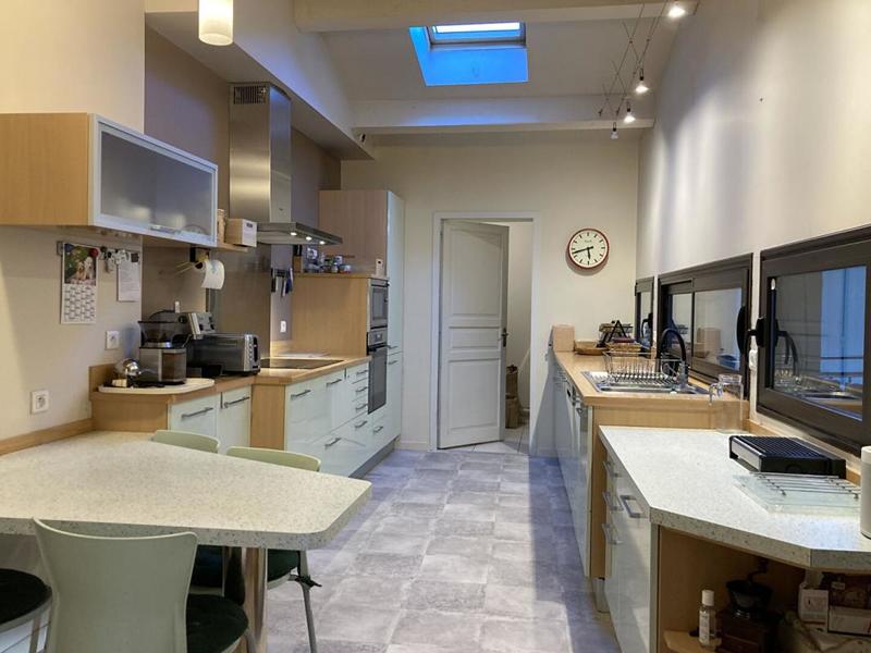 Appartement - 155 m² - 6 pièces