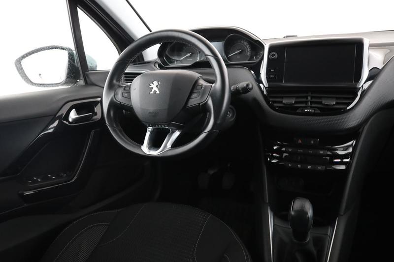 Peugeot 208 1.5 Blue-HDi Tech Edition 5p 100 ch