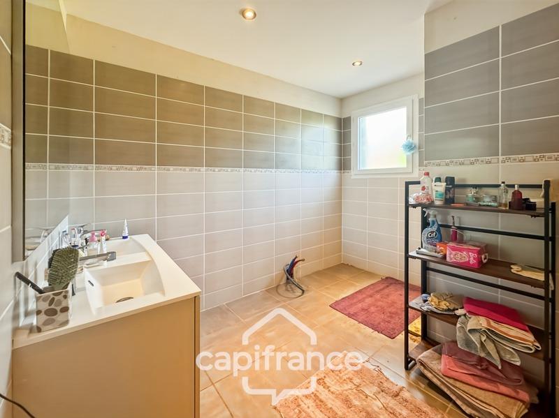 Maison - 170 m² - 8 pièces