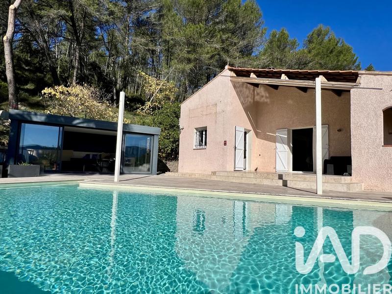 Maison - 166 m² - 6 pièces