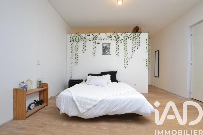 Maison de village - 201 m² - 6 pièces