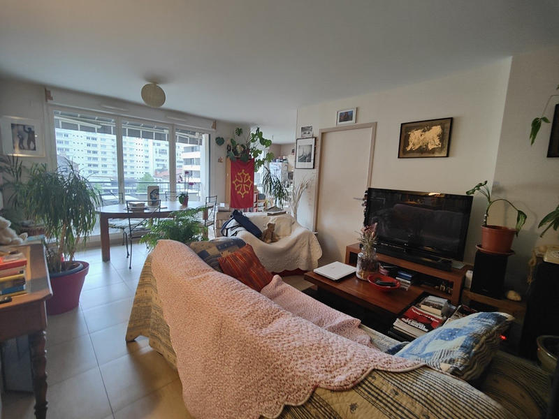 Appartement - 82 m² - 4 pièces