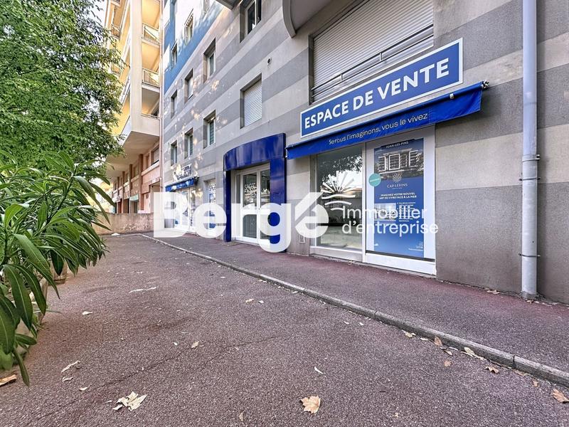 Local commercial - 54 m²