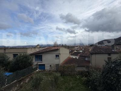 Maison de ville - 106 m² - 4 pièces