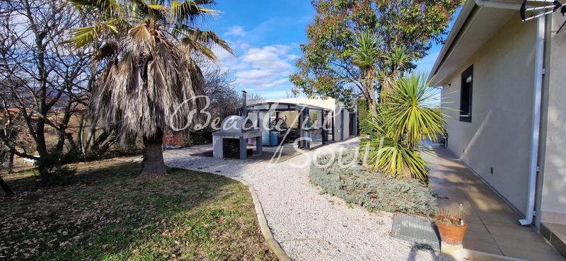 Villa - 145 m² - 4 pièces