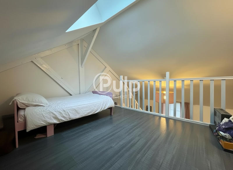 Maison - 202 m² - 6 pièces