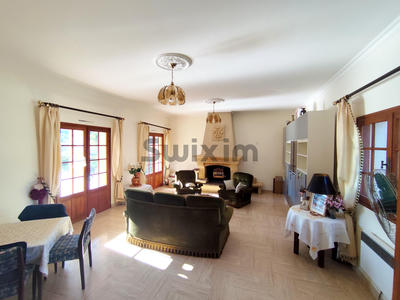 Villa - 176 m² - 8 pièces