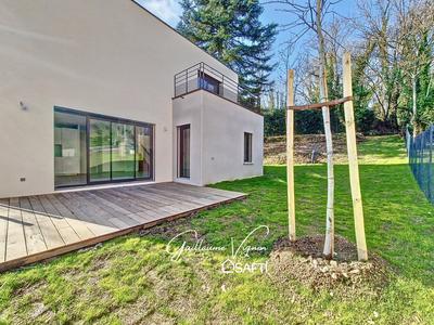 Maison - 147 m² - 6 pièces