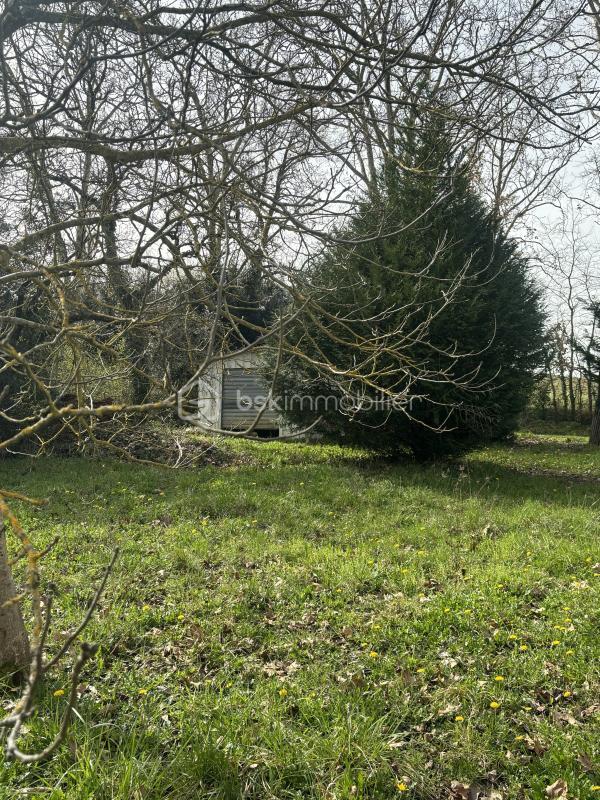 Terrain de loisirs - 2 200 m²