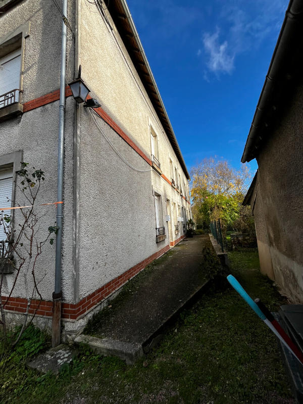 Maison - 180 m² - 10 pièces