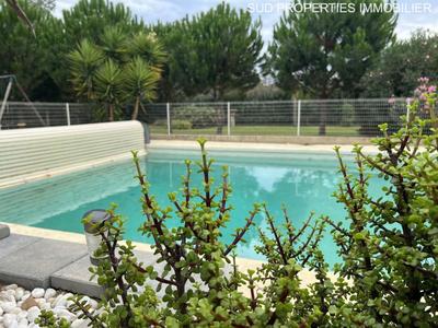 Maison - 210 m² - 6 pièces