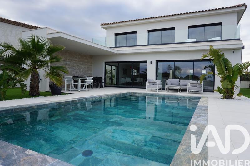 Maison - 195 m² - 5 pièces