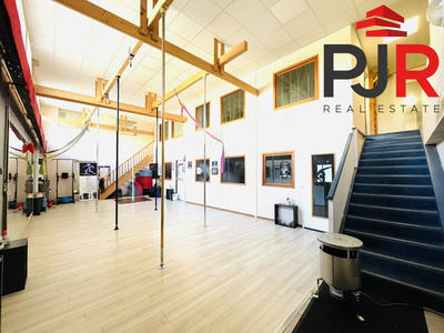 Local d'activités - 200 m²