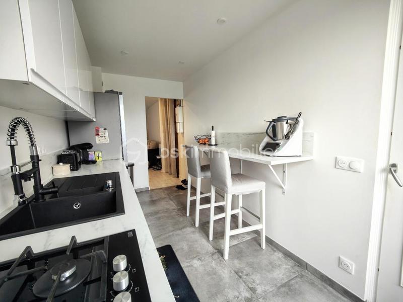 Appartement - 75 m² - 5 pièces