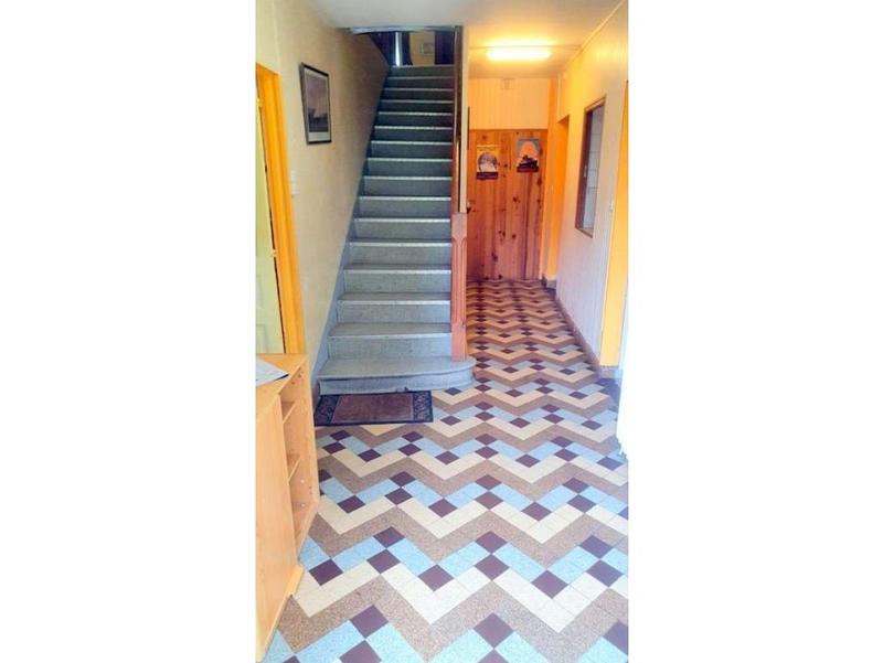 Maison - 420 m² - 10 pièces