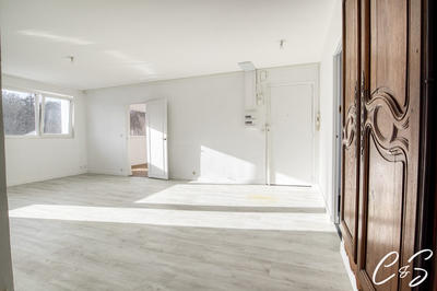 Appartement - 86 m² - 4 pièces