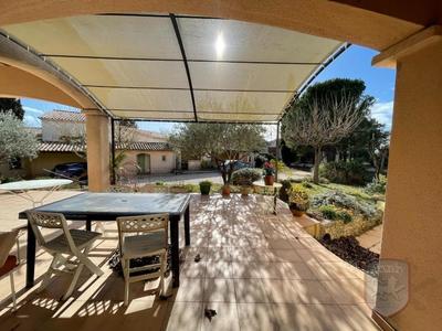 Maison - 240 m² - 9 pièces