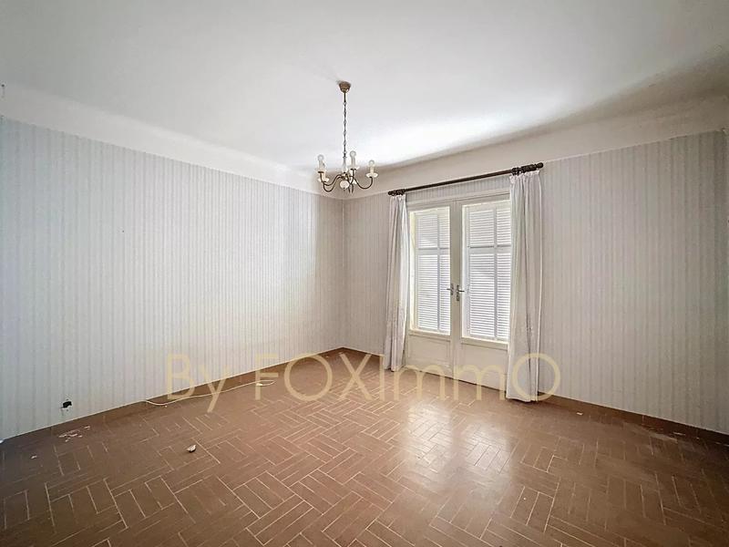 Villa - 250 m² - 8 pièces