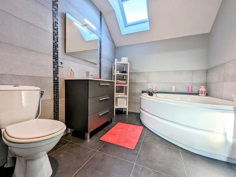 Maison - 156 m² - 5 pièces