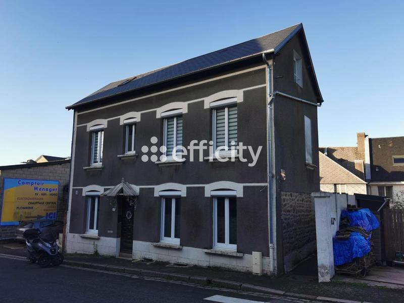 Maison de ville - 80 m² - 5 pièces