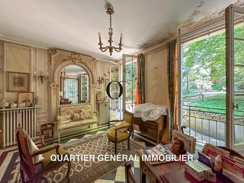 Maison de maîtres - 300 m² - 6 pièces