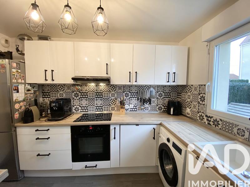 Maison - 94 m² - 4 pièces