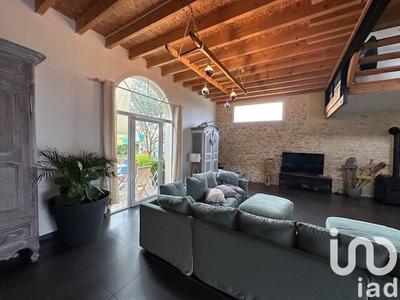 Maison - 227 m² - 4 pièces