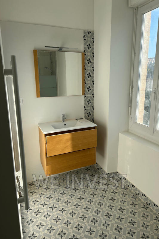 Maison - 180 m² - 6 pièces