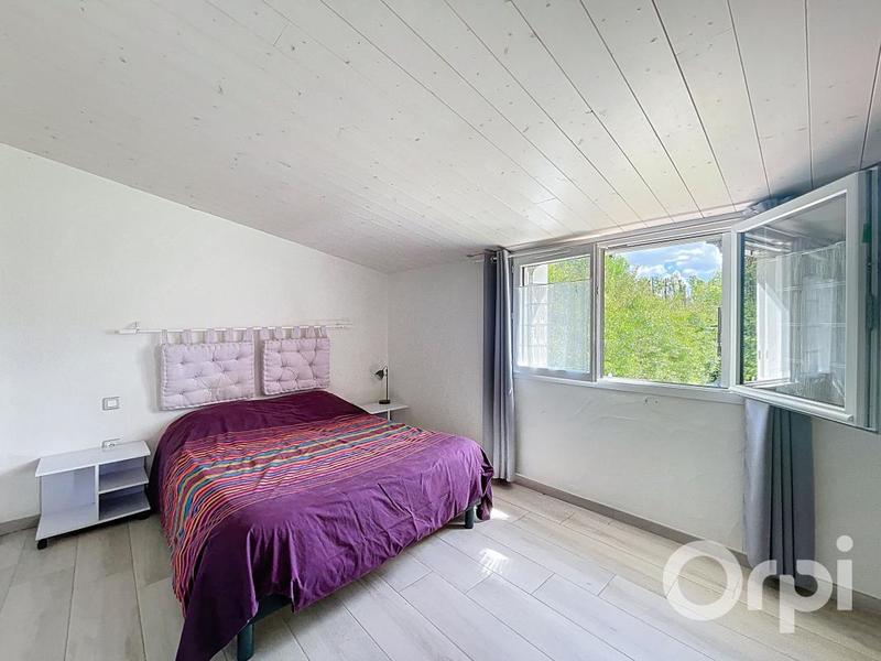 Maison - 187 m² - 5 pièces