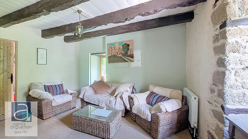 Maison - 224 m² - 7 pièces