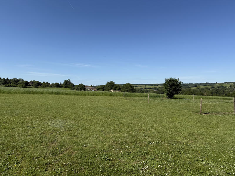 Maison - 250 m² - 8 pièces