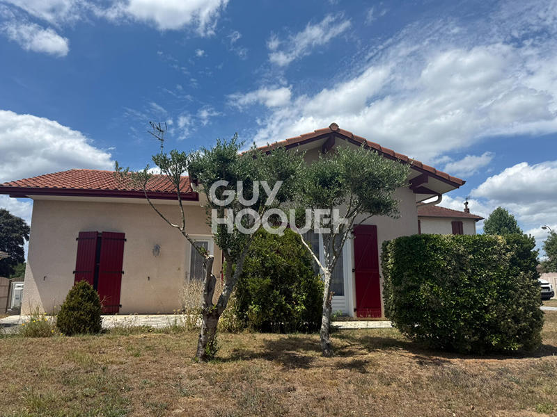 Maison - 94 m² - 4 pièces