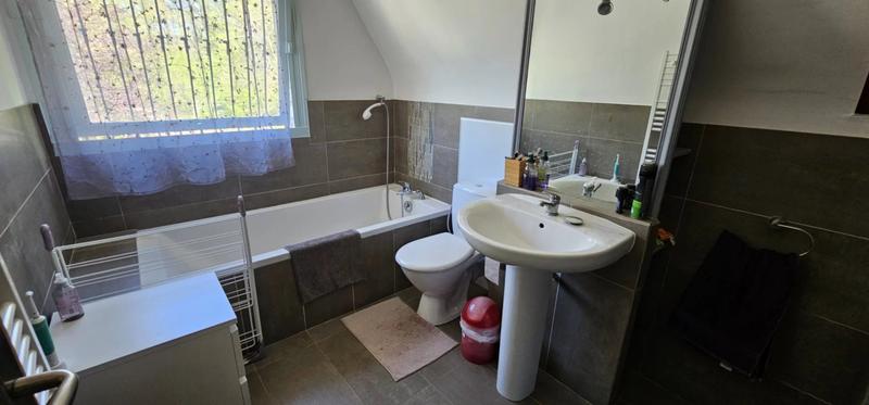 Maison - 191 m² - 10 pièces