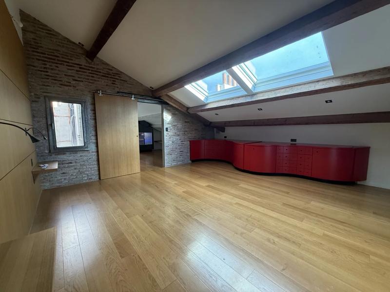 Appartement - 152 m² - 4 pièces