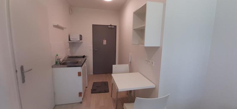 Studio - 18 m² - 1 pièce