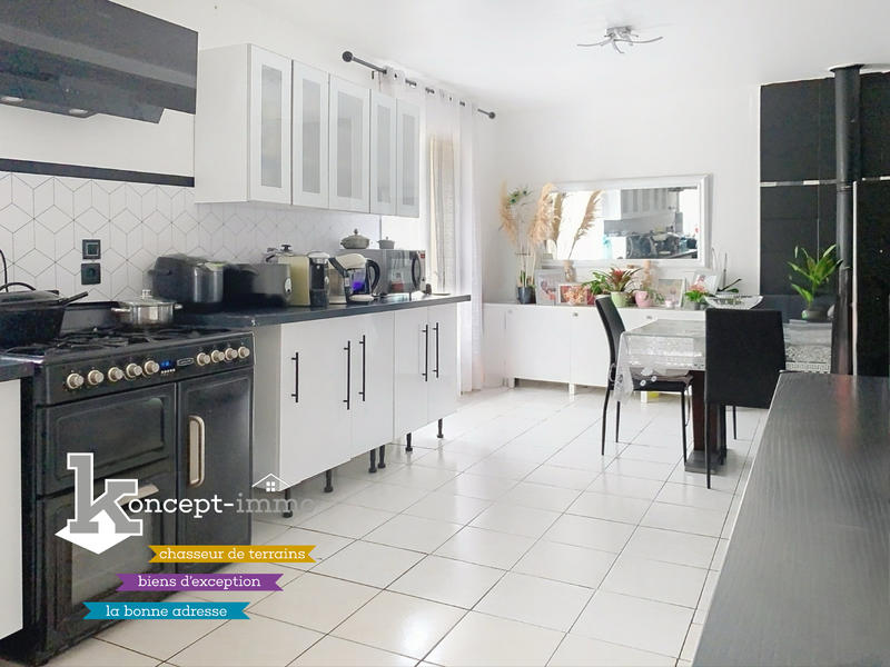 Pavillon - 100 m² - 4 pièces