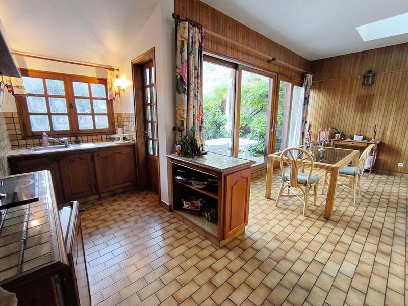 Maison - 157 m² - 7 pièces