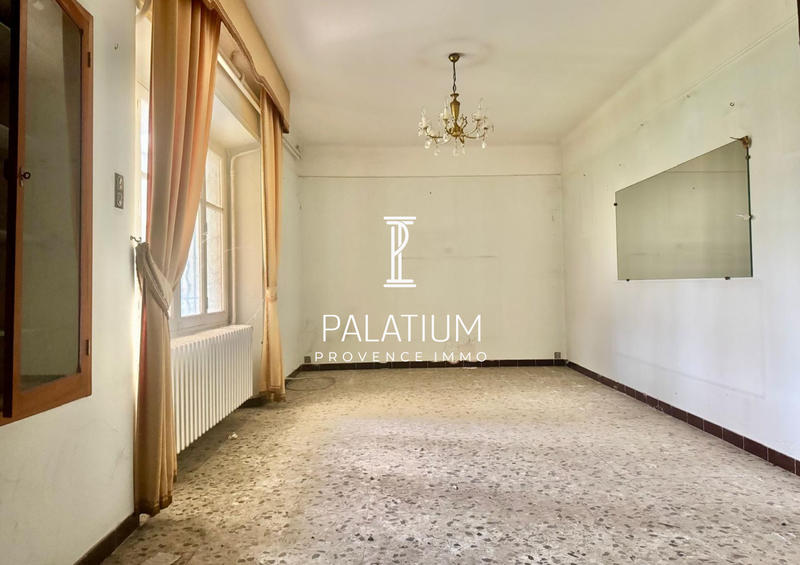 Maison traditionnelle - 90 m² - 4 pièces