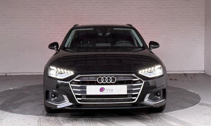 Audi A4 Avant 35 Tfsi 150 s tronic 7 Business Executive